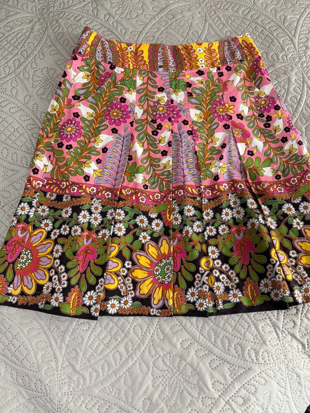 Cabi Ashbury A-line skirt